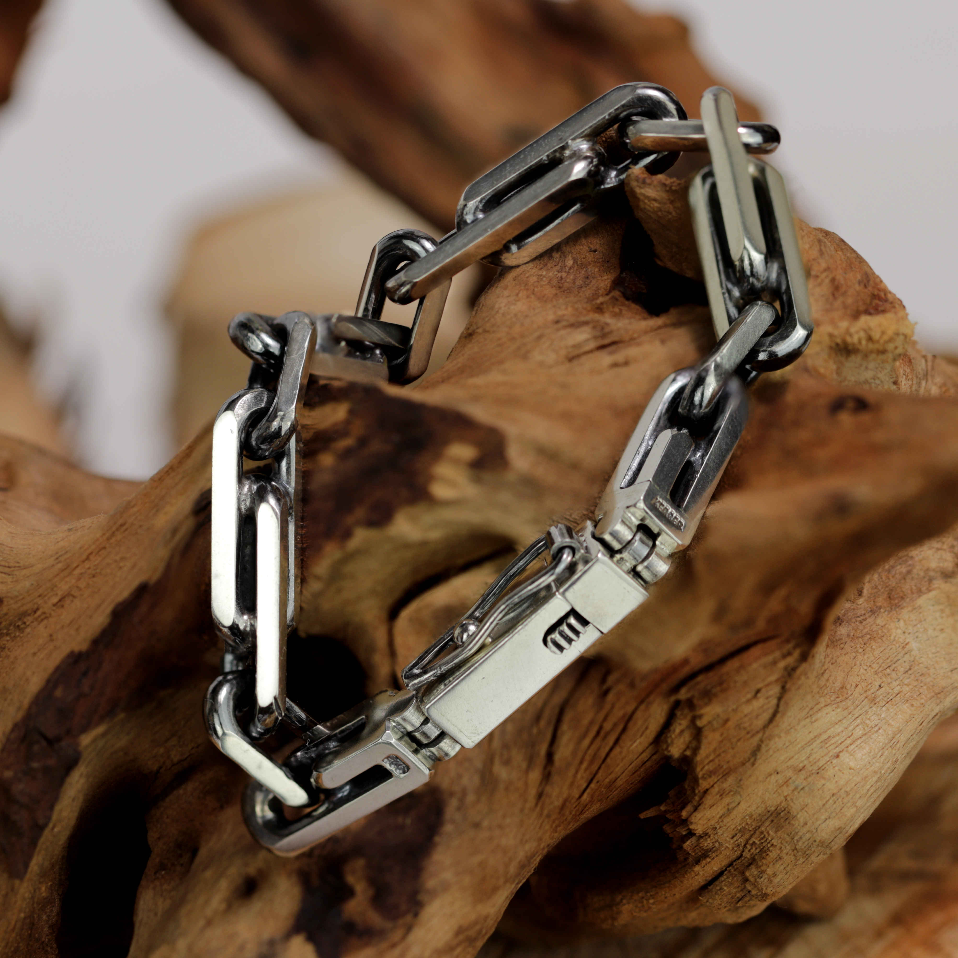 Handmade Atlas Anchor men’s chain bracelet made from authentic sterling silver 925.
