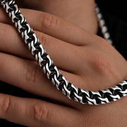 Crescent Halskette aus 925 Sterling Silber mit hochglanzpolierten Oberflächen