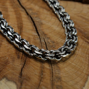 Bismarck Halskette aus Sterlingsilber 925 Nahaufnahme - hochwertiger handgefertigter Schmuck
